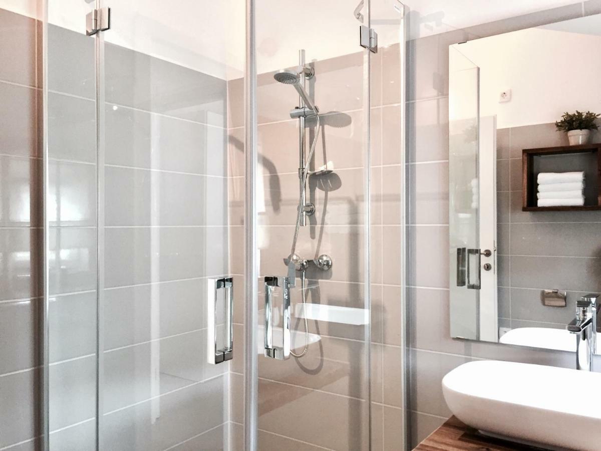 Apartmani Zivaljic Trogir Ngoại thất bức ảnh