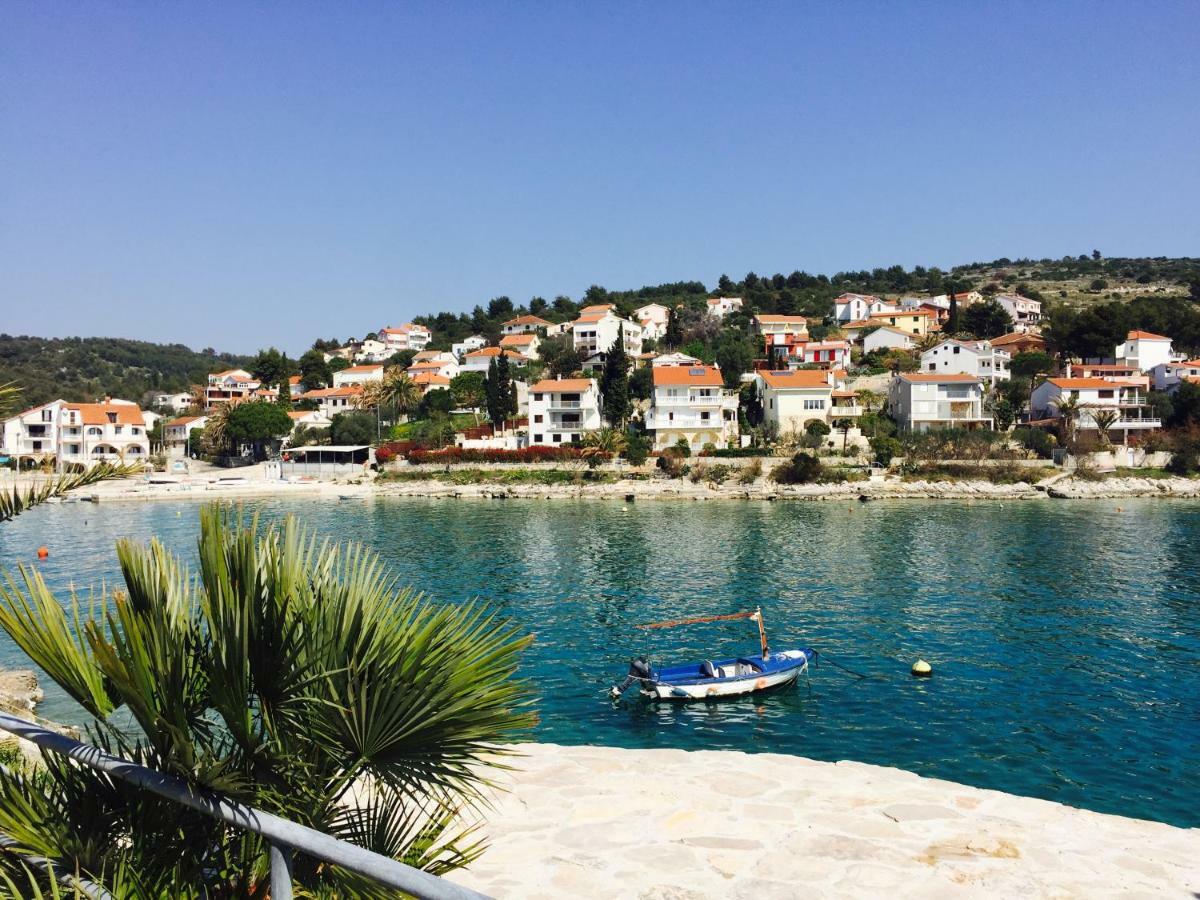 Apartmani Zivaljic Trogir Ngoại thất bức ảnh